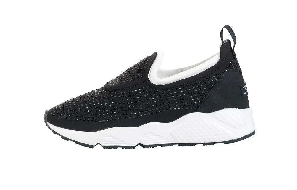 Cara Black Stones