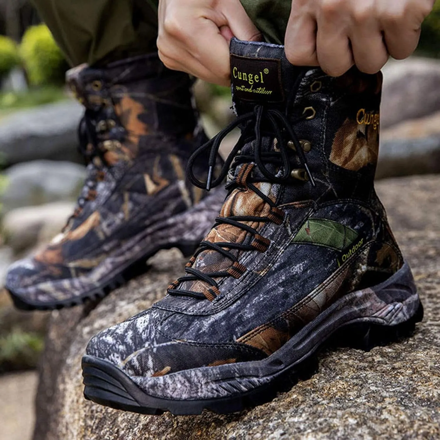 Men's Camo Durable Hiking Boots